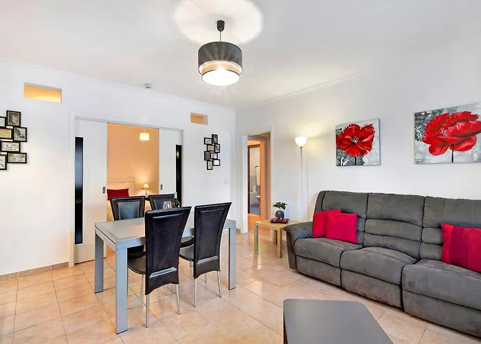 Manelito House Apartamento *