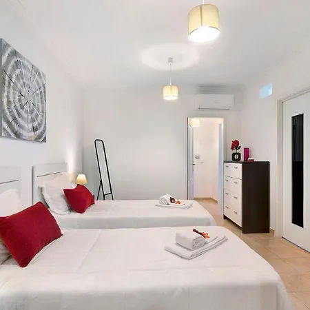 Manelito House Апартаменти Албуфейра